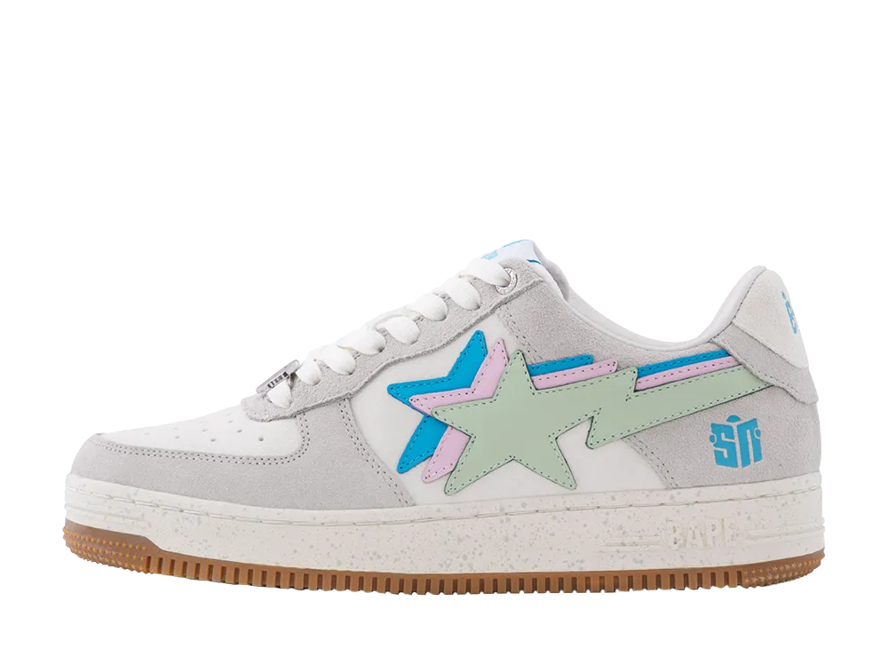 Sneaker News × A BATHING APE BAPE STA "Day" (1386 pairs)