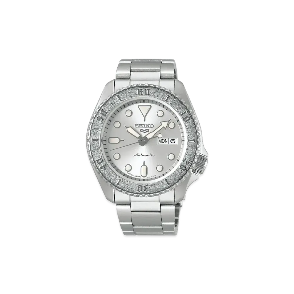 SEIKO 5 Sports Street Style SBSA063