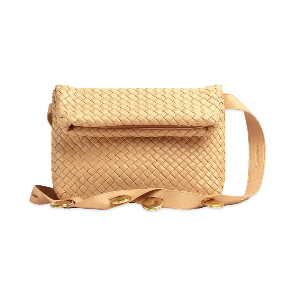 Bottega Veneta Fold "Almond"