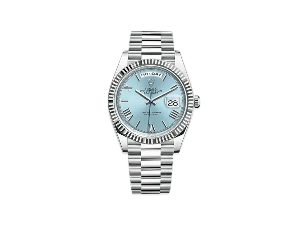 ロレックス デイデイト 40 アイスブルー文字盤 228236