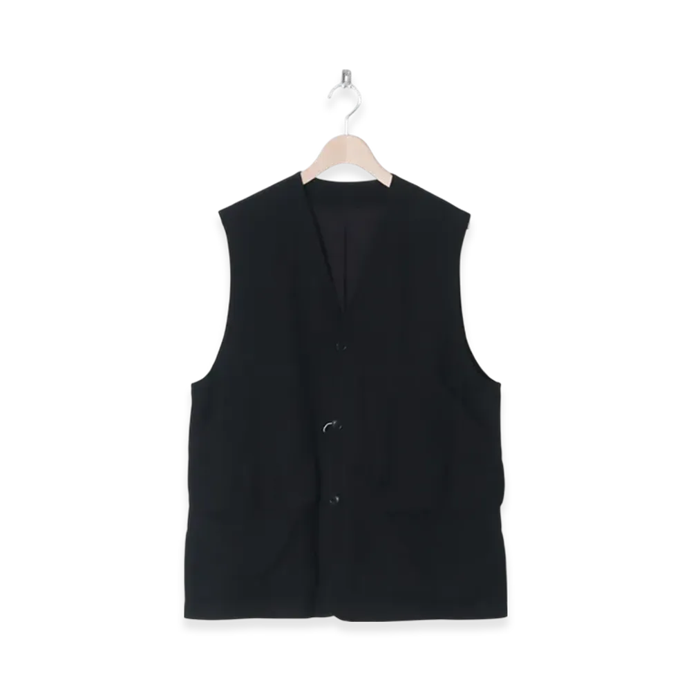 COMOLI Viscose Linen Hunting Vest "Black"