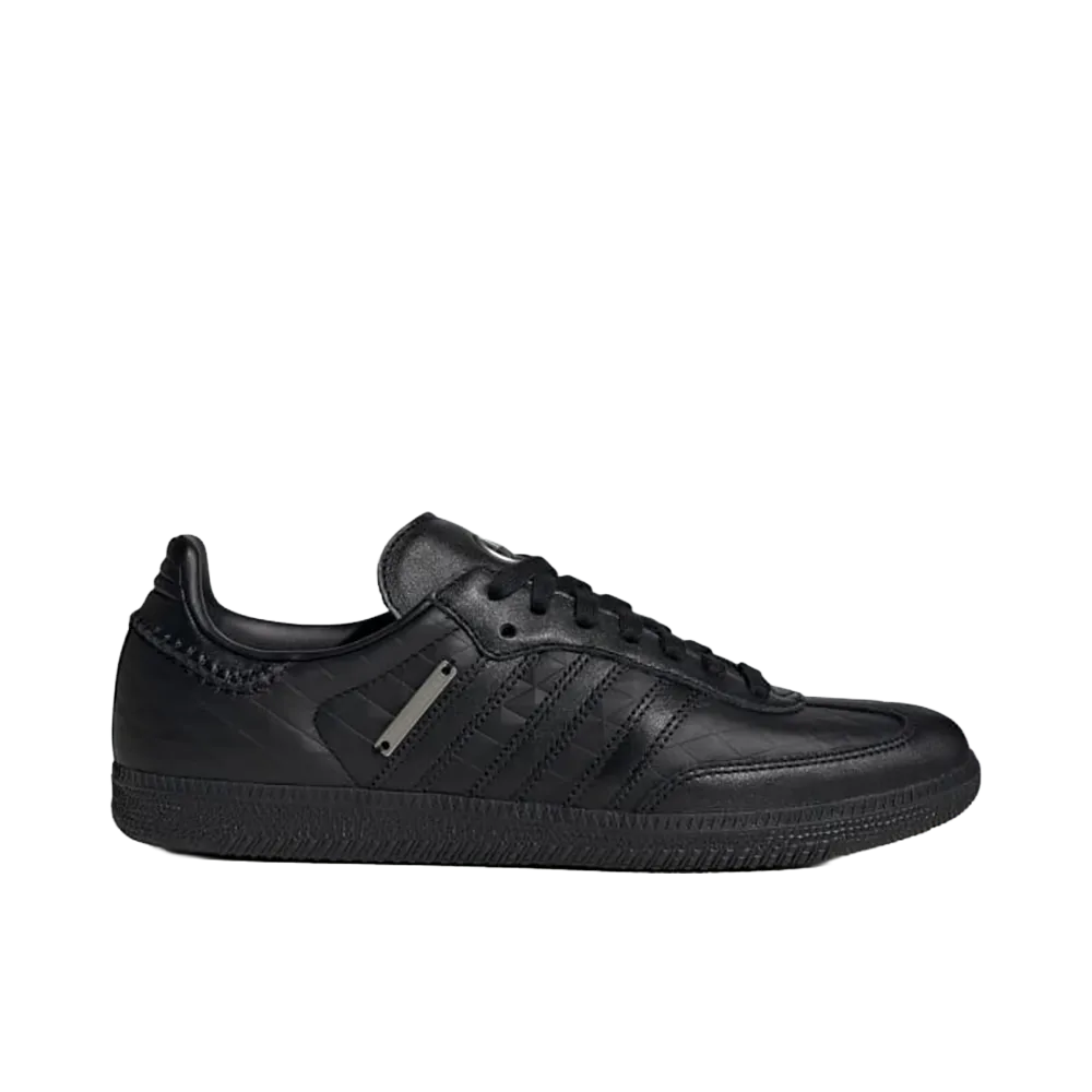 Mercedes AMG Petronas F1 Team × adidas Samba OG "Core Black/Silver Metallic"