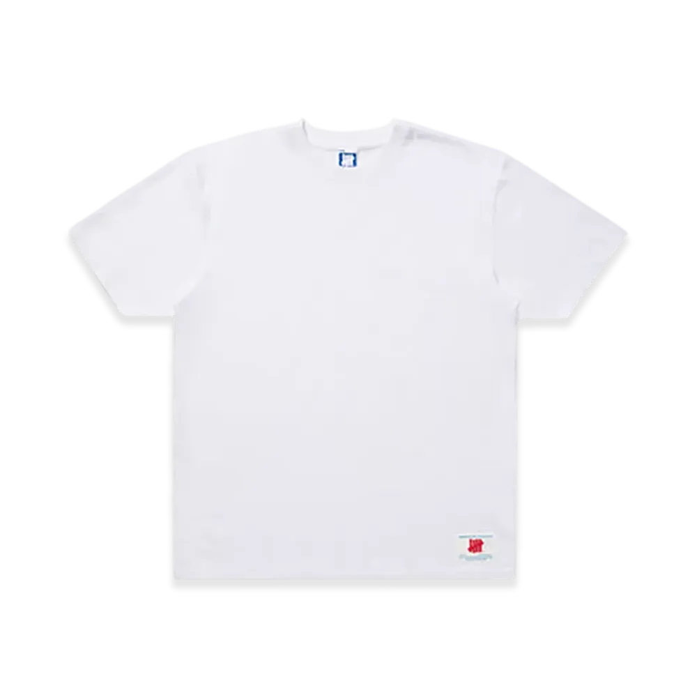 UNDEFEATED Locker Label S/S Tee "White"