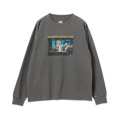 B:MING by BEAMS x PUPPET SUNSUN / Fade Photo Print Long Sleeve T-Shirt Bread "InkBlack"