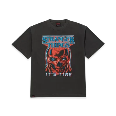 Netflix Stranger Things x V.A. It's time Tee "Black"