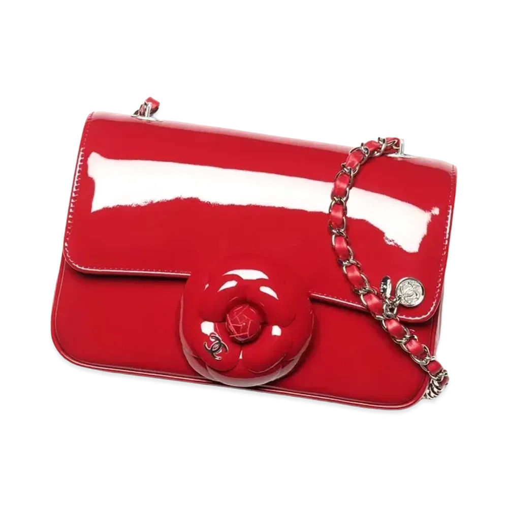 CHANEL Small Flap Bag Patent Calfskin "Red"