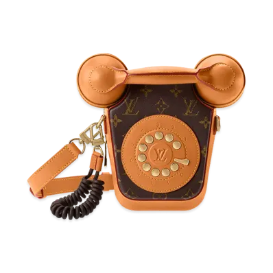 Louis Vuitton LV Calling "Monogram Canvas"
