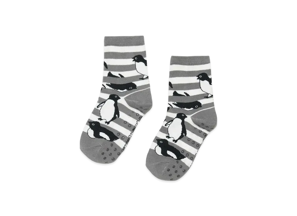 graniph x Chiharu Sakazaki Penguin Border Kids Socks "Gray"