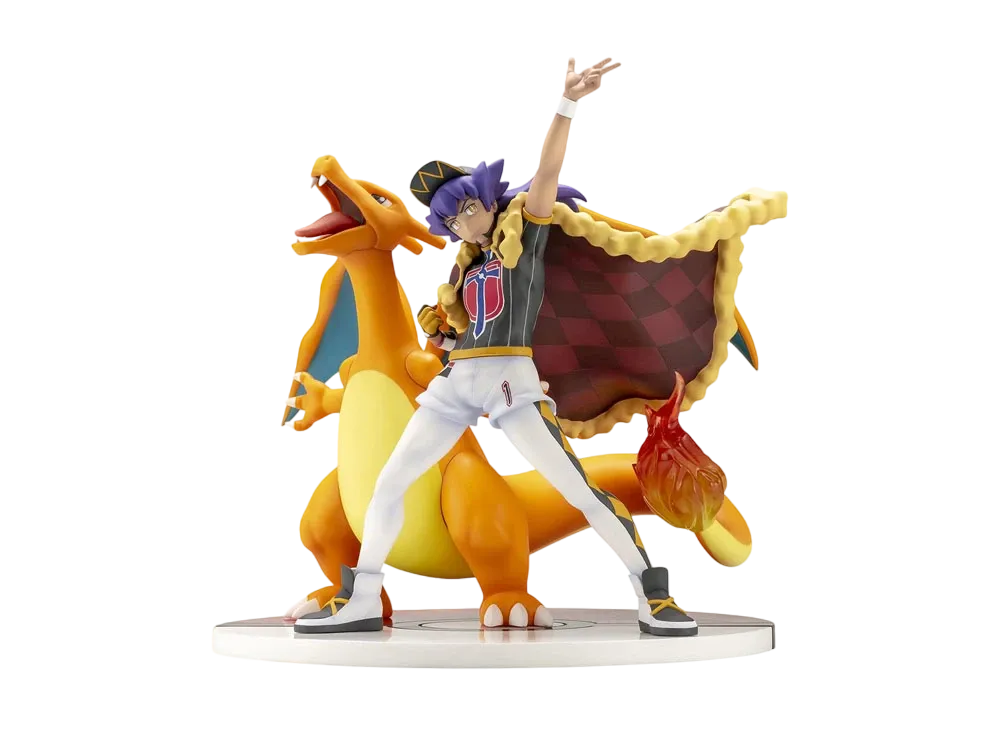 Pokemon Center Original Figure Leon & Charizard