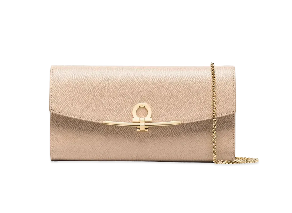 極美品 サルヴァトーレ フェラガモ チェーンウォレット ベージュ サルヴァトーレ・フェラガモ ガンチーニ レザー チェーン ウォレット