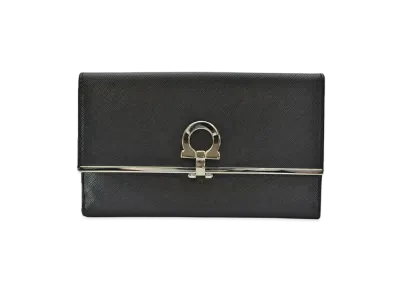 Salvatore Ferragamo Gancini Leather Flap Long wallet "Black"