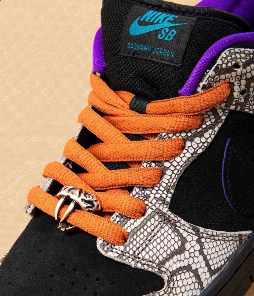 さーて、シューレースはどれにしようか？
迷うな🤔