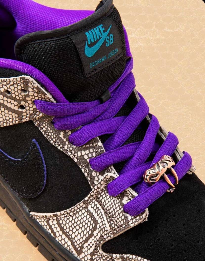 さーて、シューレースはどれにしようか？
迷うな🤔