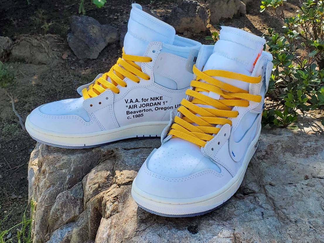 今日はお天気良かったのでソールガード、インソール交換、UVカットスプレーして紐は