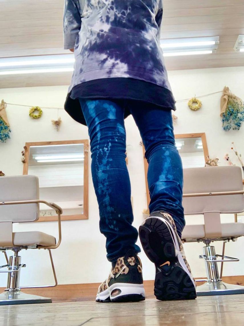いつもダンクとAJ1ばかり履いてるから、初クキニがめちゃくちゃ楽チン!!着圧も丁