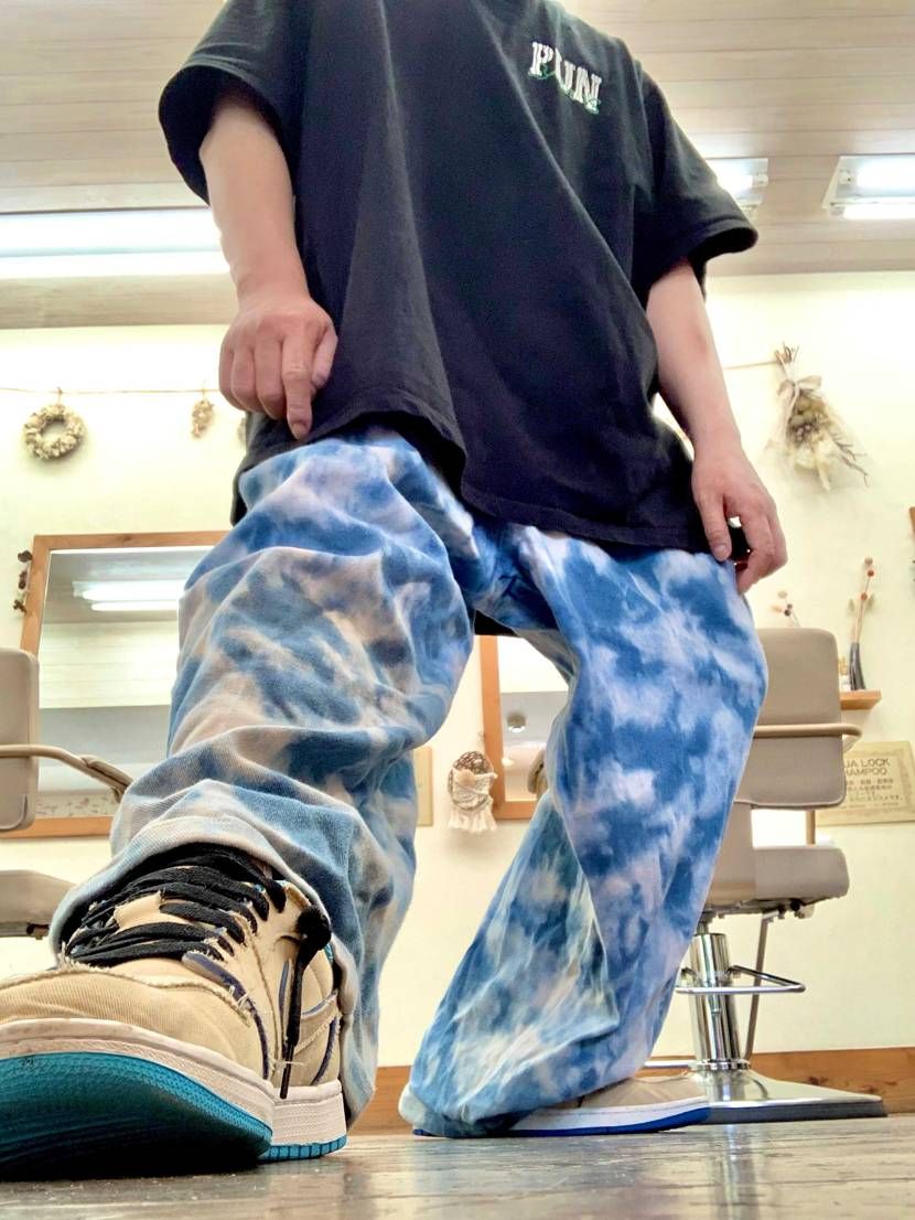ブルーとカフェオレって可愛い上に合わせやすい!
もうかなりボロボロになって来た