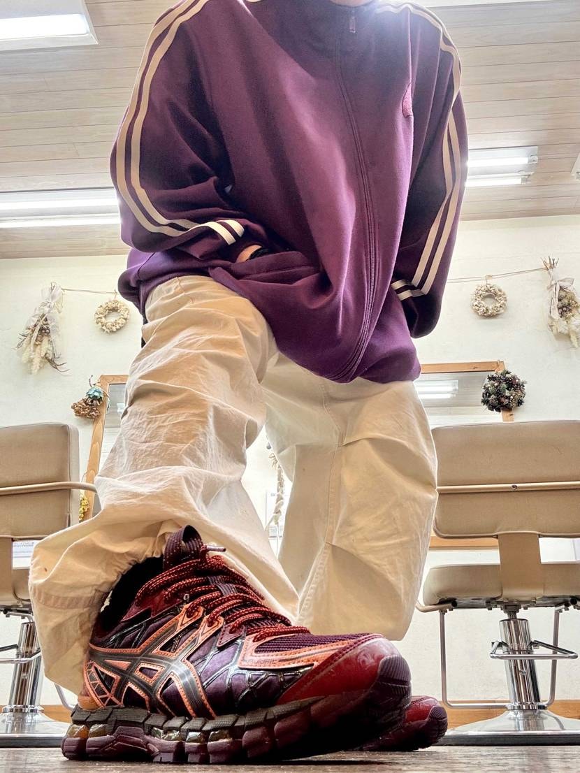 Tシャツでも、ジャージでも、スタジャンでも合うね！
合わせ