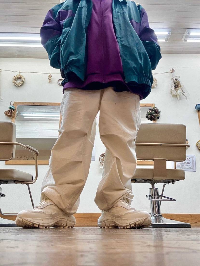 どのアウターにも合わせ易くて最高！
チョークの色が良いホワ