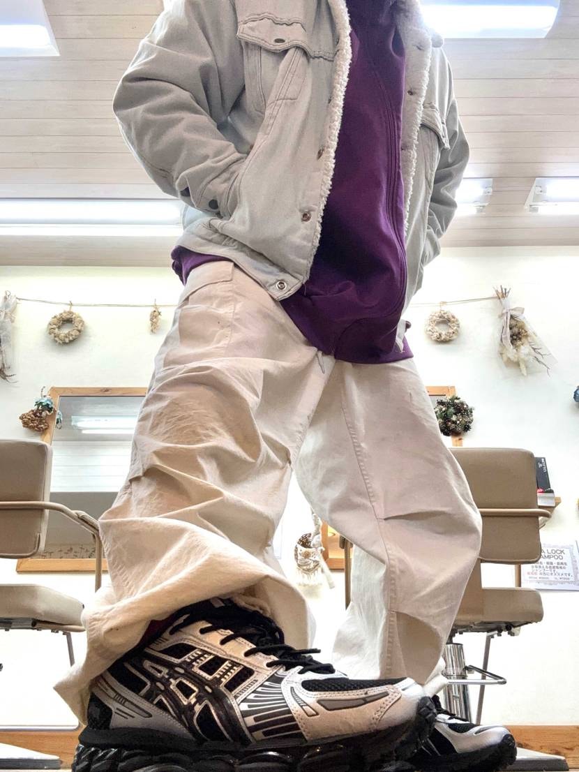 GEL-KAYANO 12.1
軽くて履きやすい！！
し