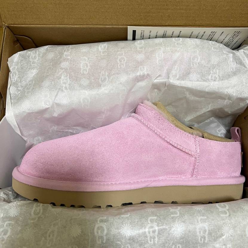トラビスのピンク売ってこれ買いました
スニーカーはもう不要