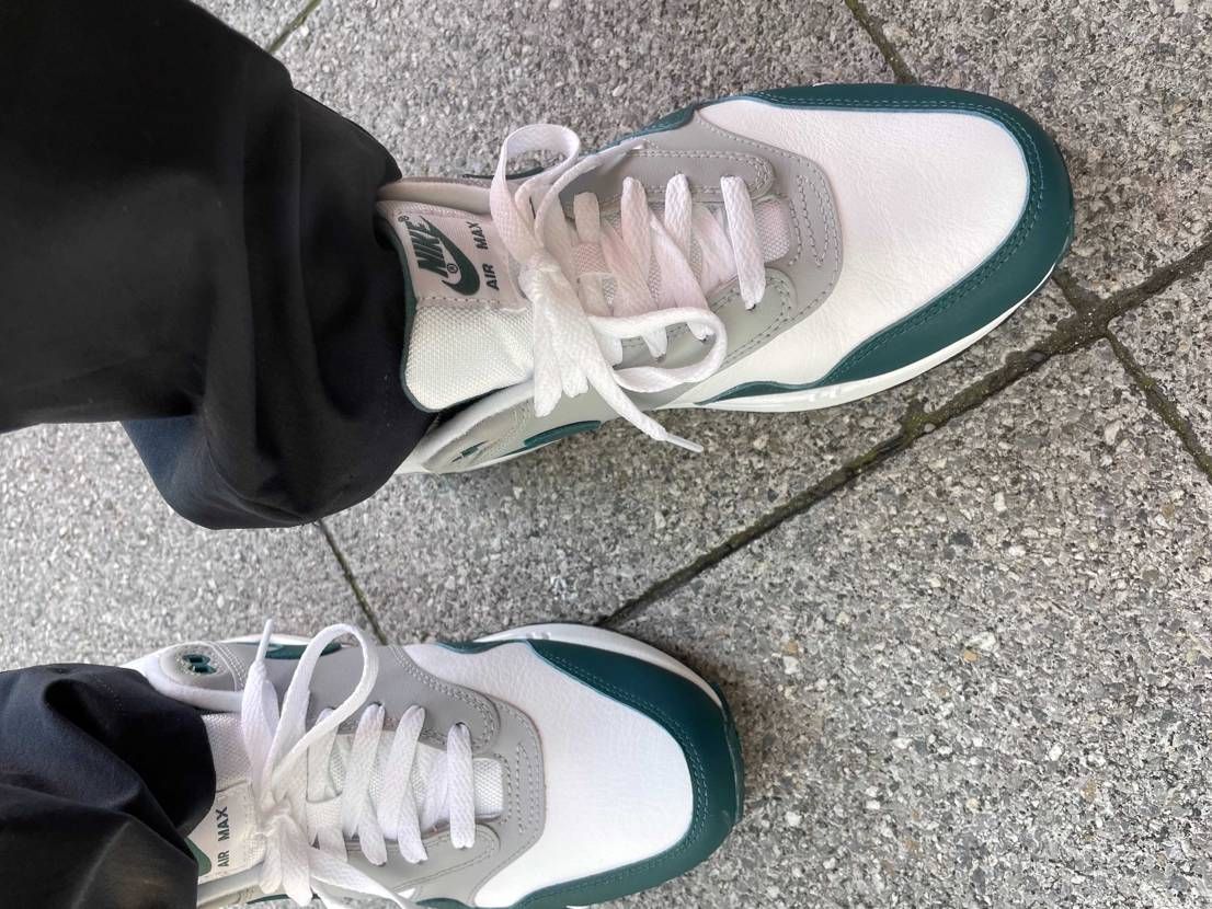 今から仕事です。緊急事態関係ない業界はある意味忙しい。セールにて9,099円でし