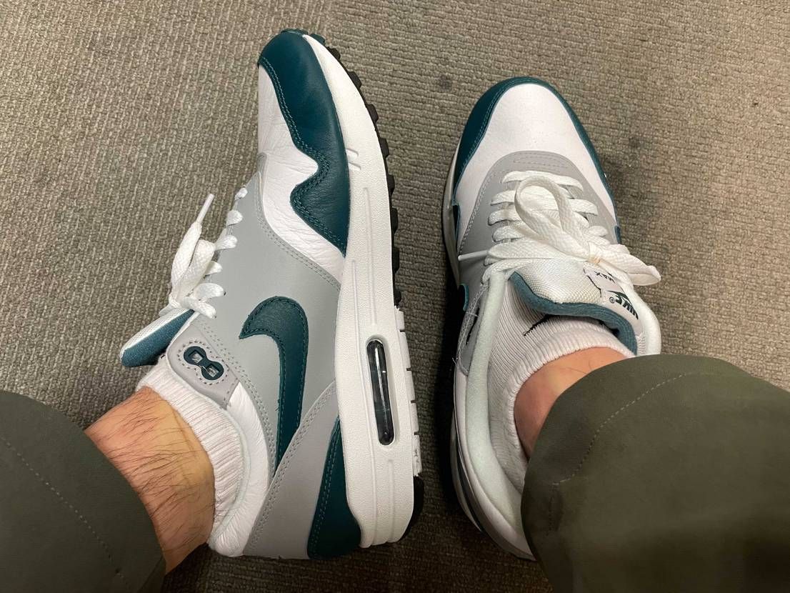 今日は一人で社内で仕事ですわ😂