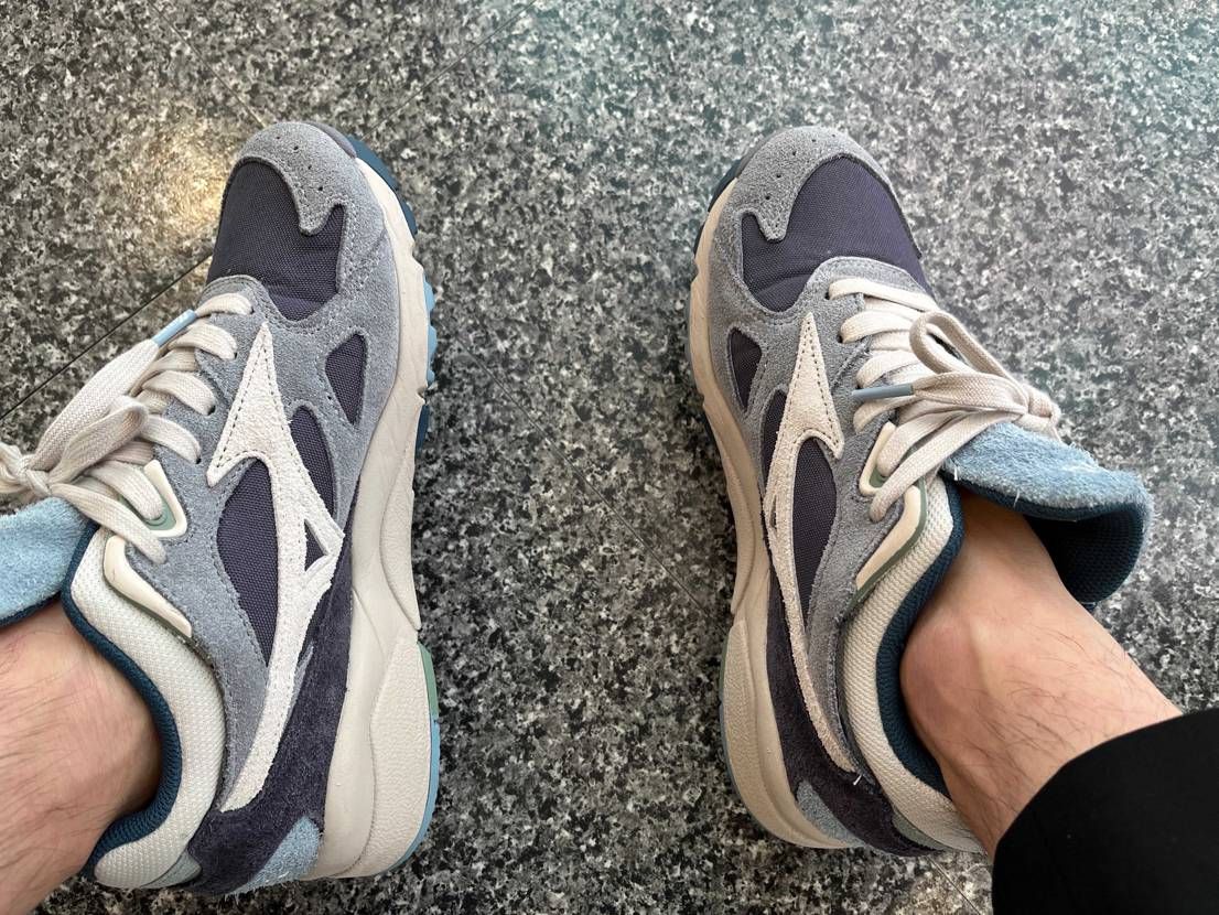 久しぶりに仕事場へMIZUNO
職場専用ダンクはメンテ中💦
どっちもSALE