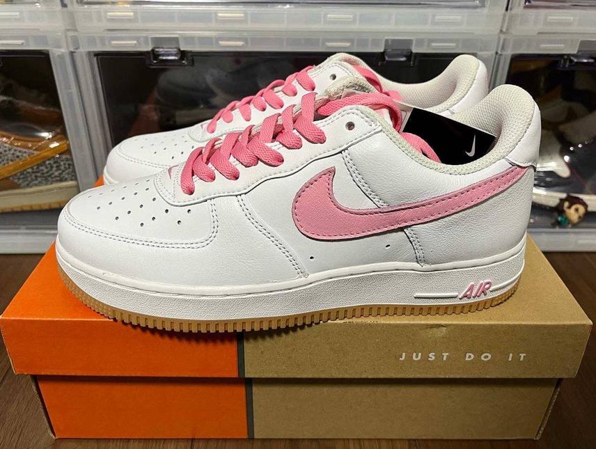 お久しぶりです🙇
セール購入した👟👟
🟣dunkのレースはイマイチ