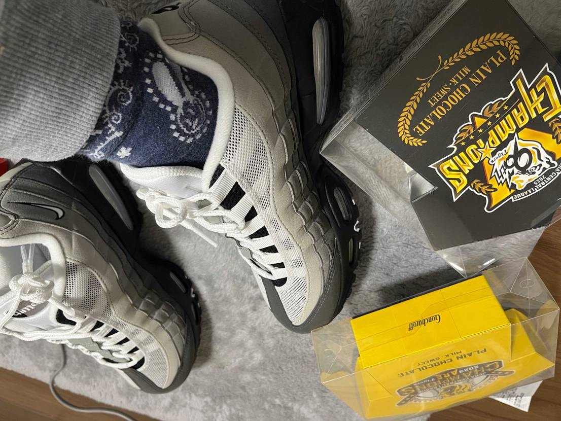 zozoにて少し安く買いました♪
シンプルで普段使いに良さ