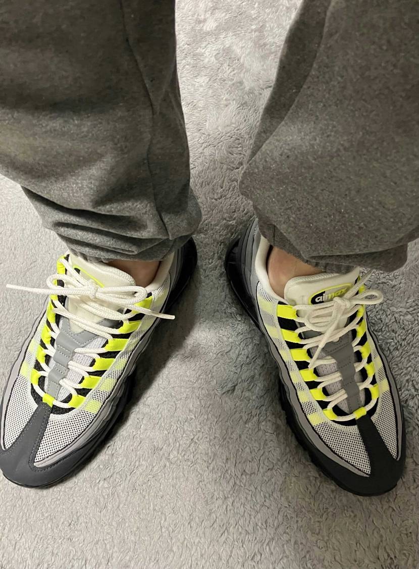 2020Ver
履き潰してから25Ver履きます
デニム