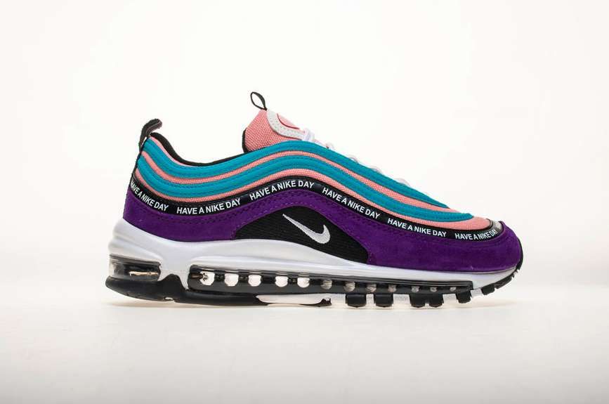 Air Max 97 Have a Nike Day で質問させて下さい。
