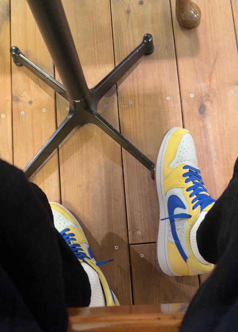 約2日間、朝から通しで夜勤やって明けに1時間寝て原宿行ってpop-up行って夜勤