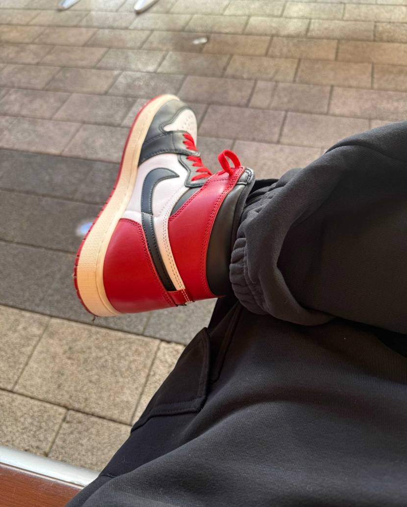 AJ1でユニバ1日は足がやられる❗️だるいよー😱