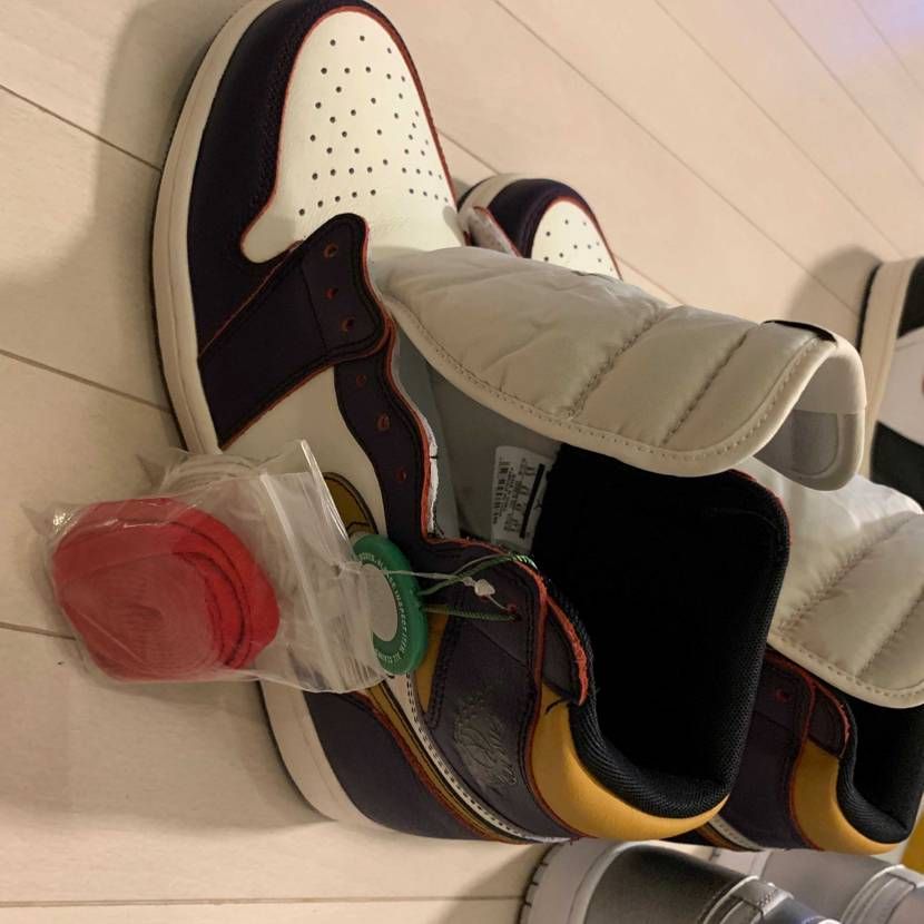 lato Chicagoって黄色のシューレース入ってないのね

関税1500