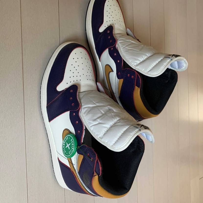 早速色落とそうとしたら嫁達に猛反対された😓

半分だけ落とそうと思うんだけど