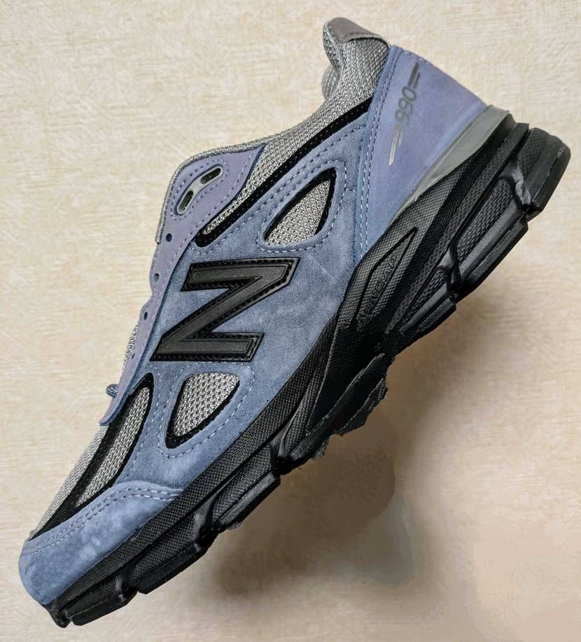絶妙な色合い👟✨
ソールが黒なのがいい👍
#ニューバランス
#Ne