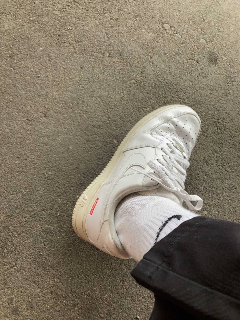 5000円で買いました。
なんも気にしないで履きまくってます🙆🏼‍♂️