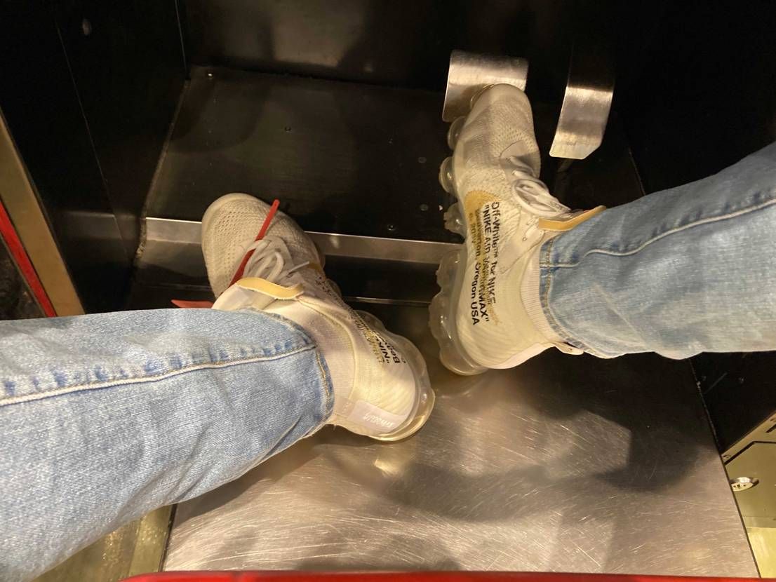 久々にゲーセンでゲームやってシュプのバケツが気になってセリアのバケツを買ってクソ