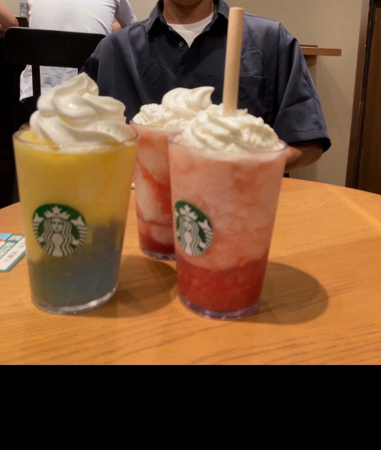 久々の2連休でした。
大学の頃の友人と美味しい餃子屋さんに