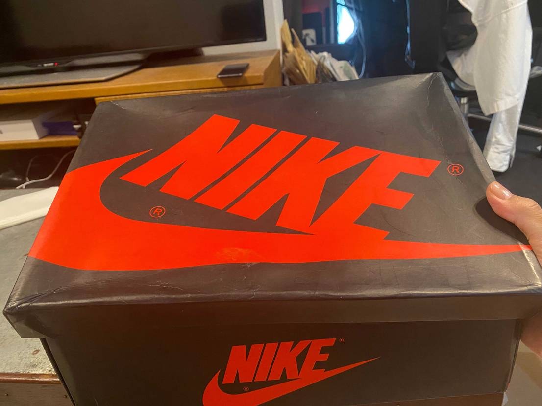 箱シナシナで歪んでて笑った😂
これ普通ですか？？