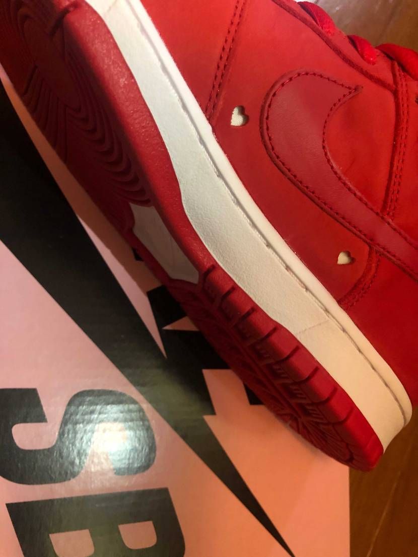 Nike SB Dunk Low Girls Don't C