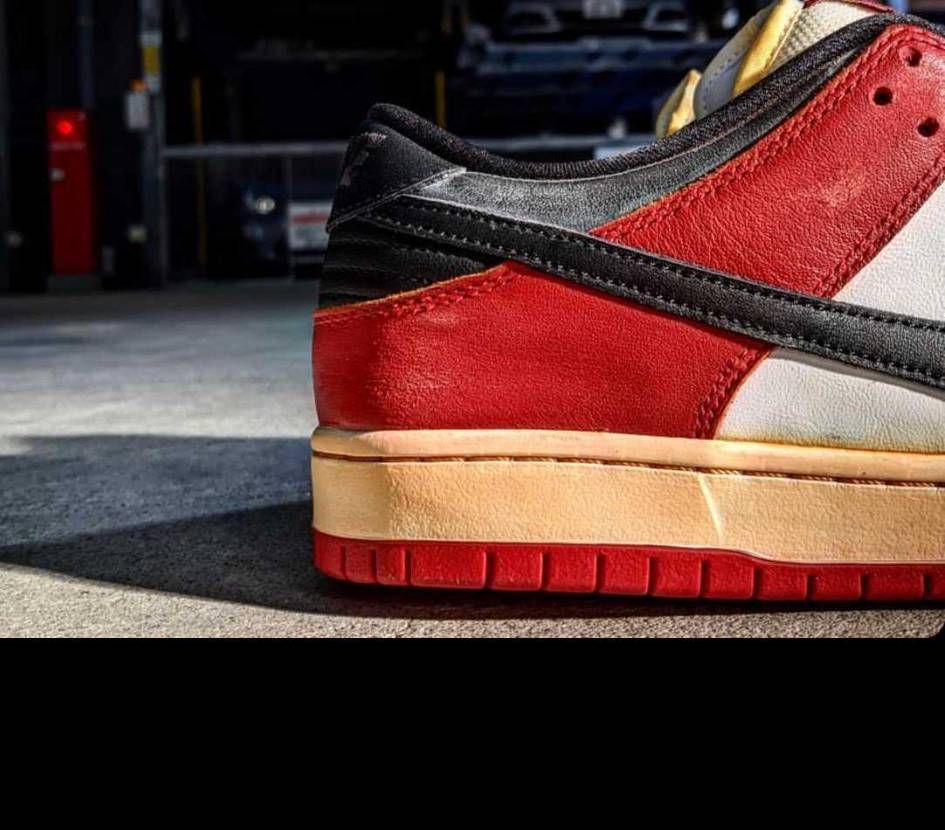 先日発売したシカゴダンクをカスタムして頂きました！
ジョー