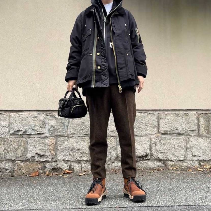 マグマスケープの良さを伝えたい。
sacaiのお家芸、ドッキング。
本来ビ