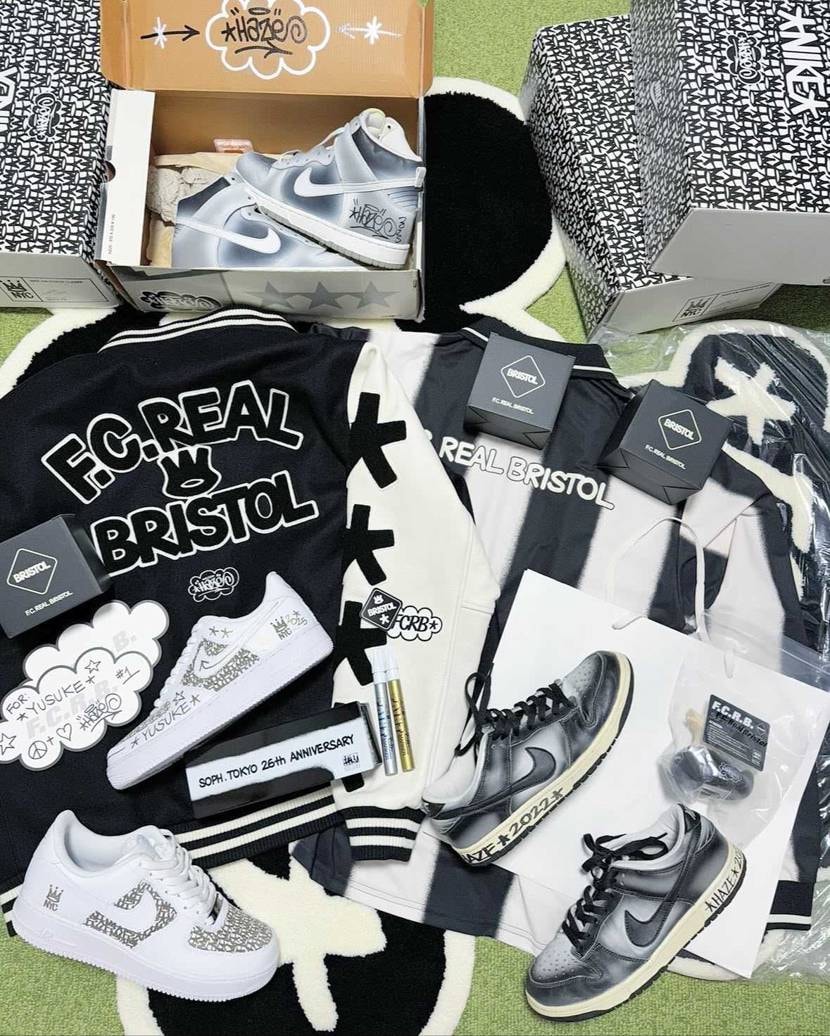 eric haze × SOPH.買ってきました。
ブルゾンは想像以上にかっこ