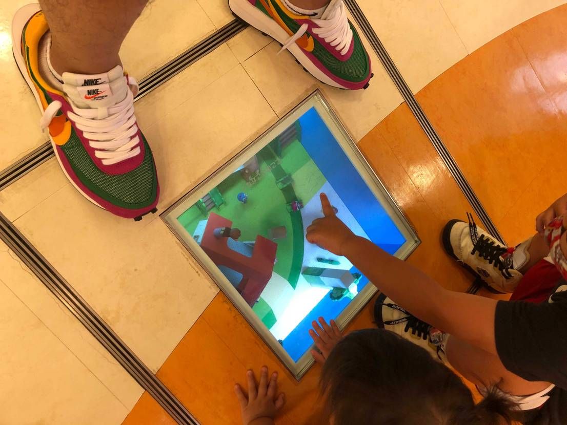 やっぱ夏はsacaiですね👍
スニーカー好きなら分かる方おるかと思いますがベビ