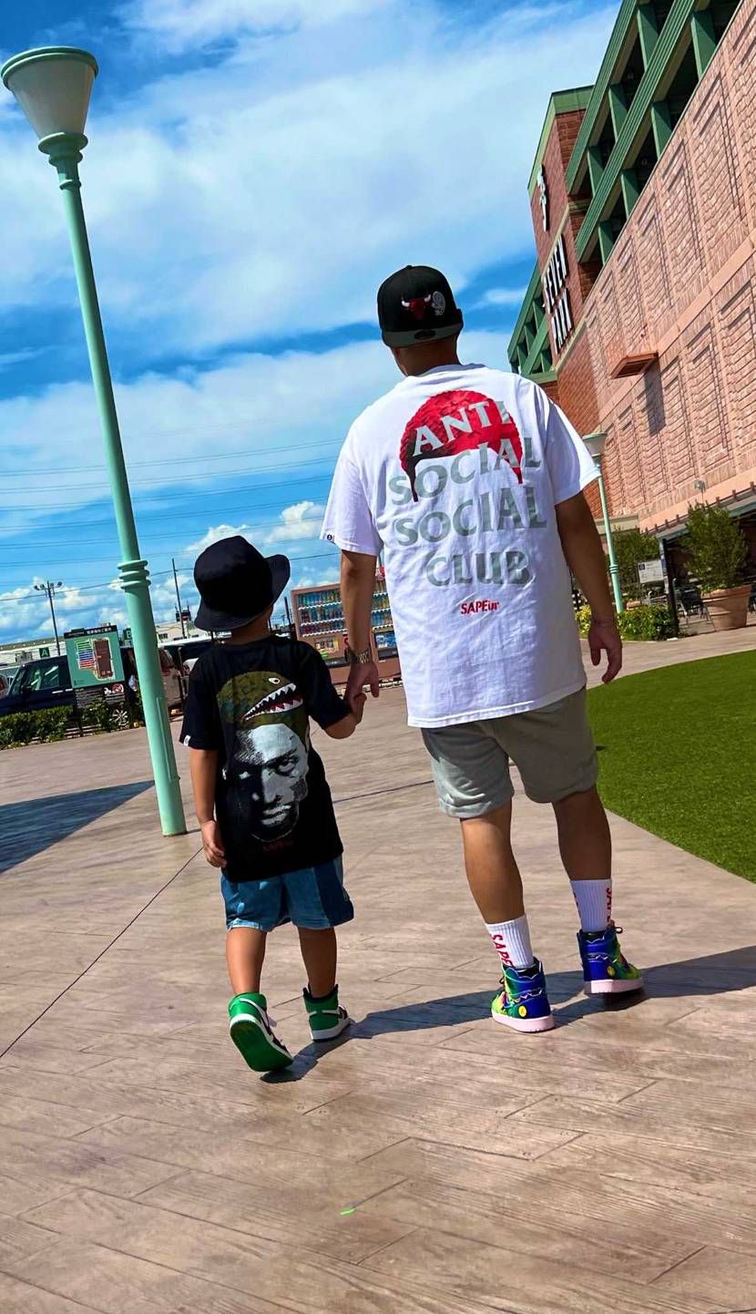 こんばんは〜
今日もめちゃくちゃ暑かったですが子供とお出かけ😵
自分は夏っぽ