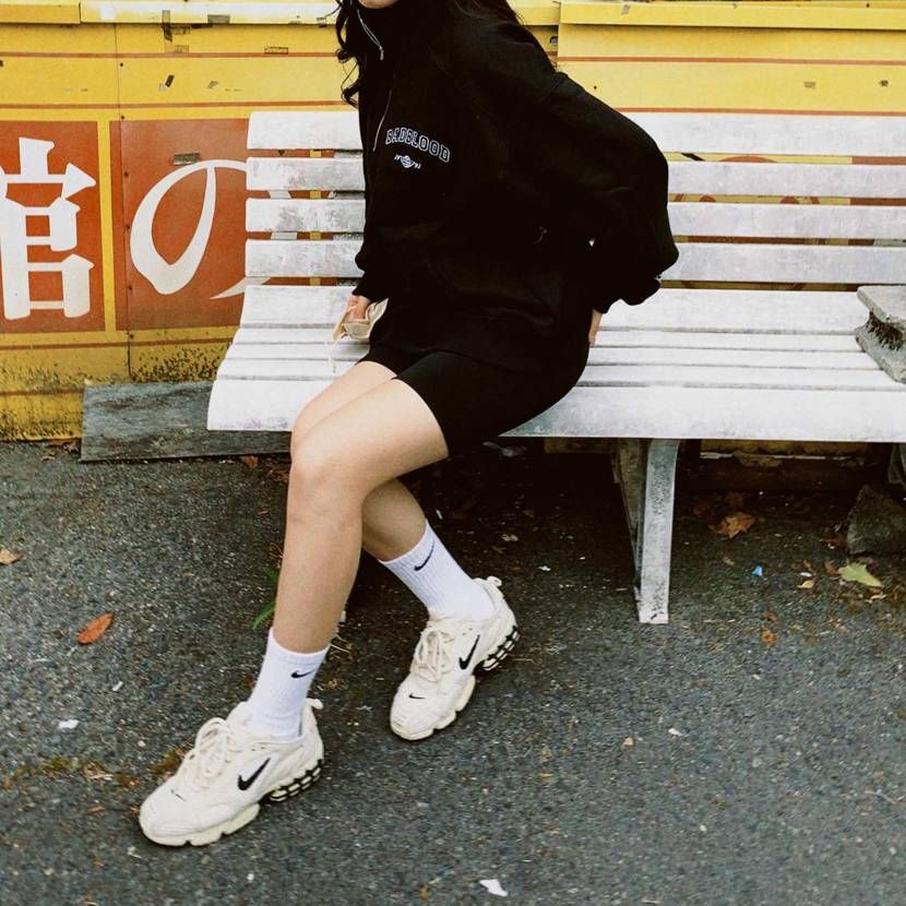 この中ならどのスニーカーがいいかな💭
全部欲しいけど🙄💸 強いて言うなら
