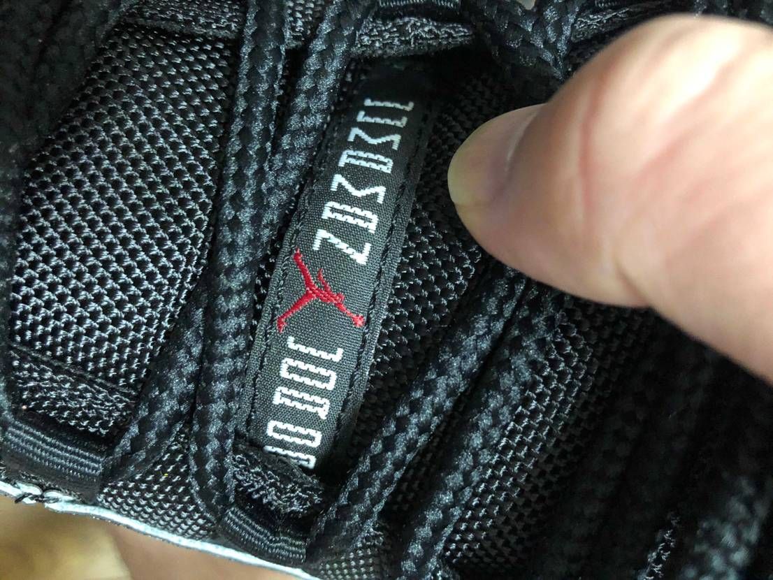 今まで気にしたことなかったんやけど、ここなんて書いてあるん？