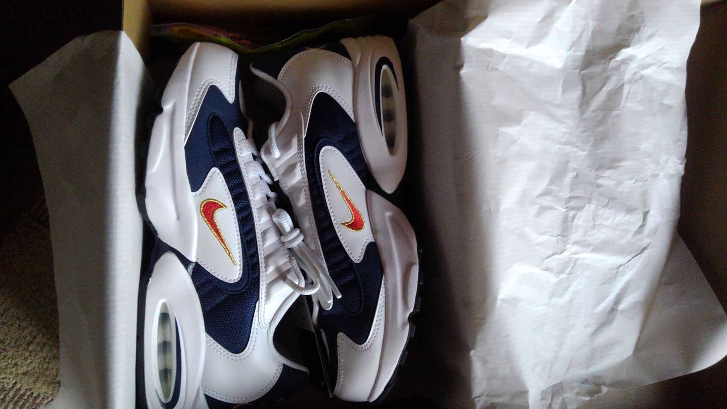 Nike.COMのポンコツぶりを見てZOZOでさっさ
と買っといて良かったと思っ