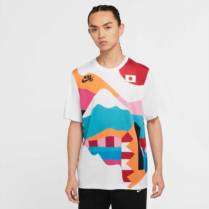 ここで一切話題になってないですが（アパレルやから当たり前）
これのどれか欲しい